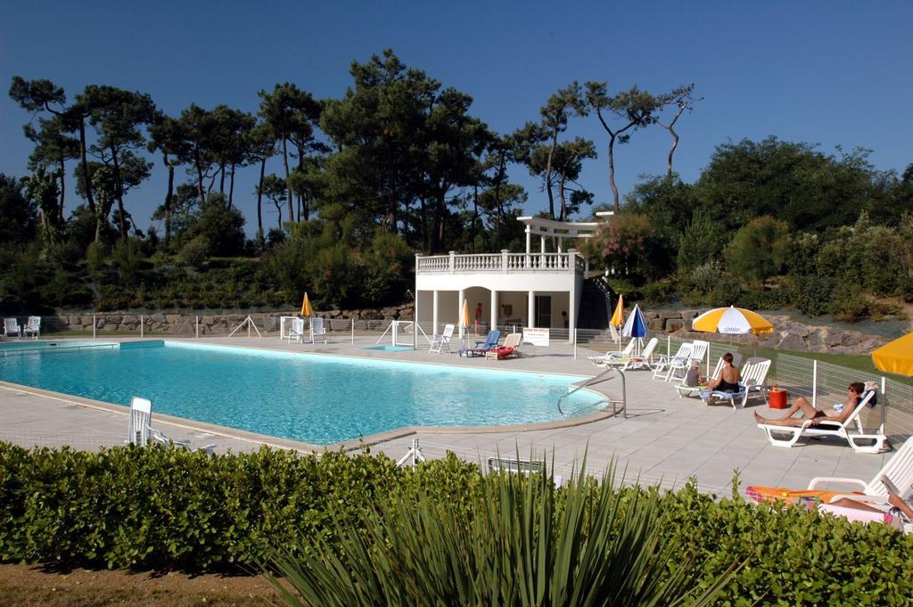 Residence Odalys Thalassa La Pironniere Bagian luar foto
