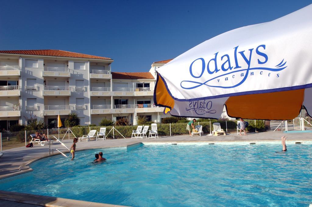 Residence Odalys Thalassa La Pironniere Bagian luar foto