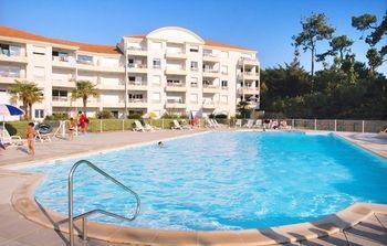 Residence Odalys Thalassa La Pironniere Bagian luar foto